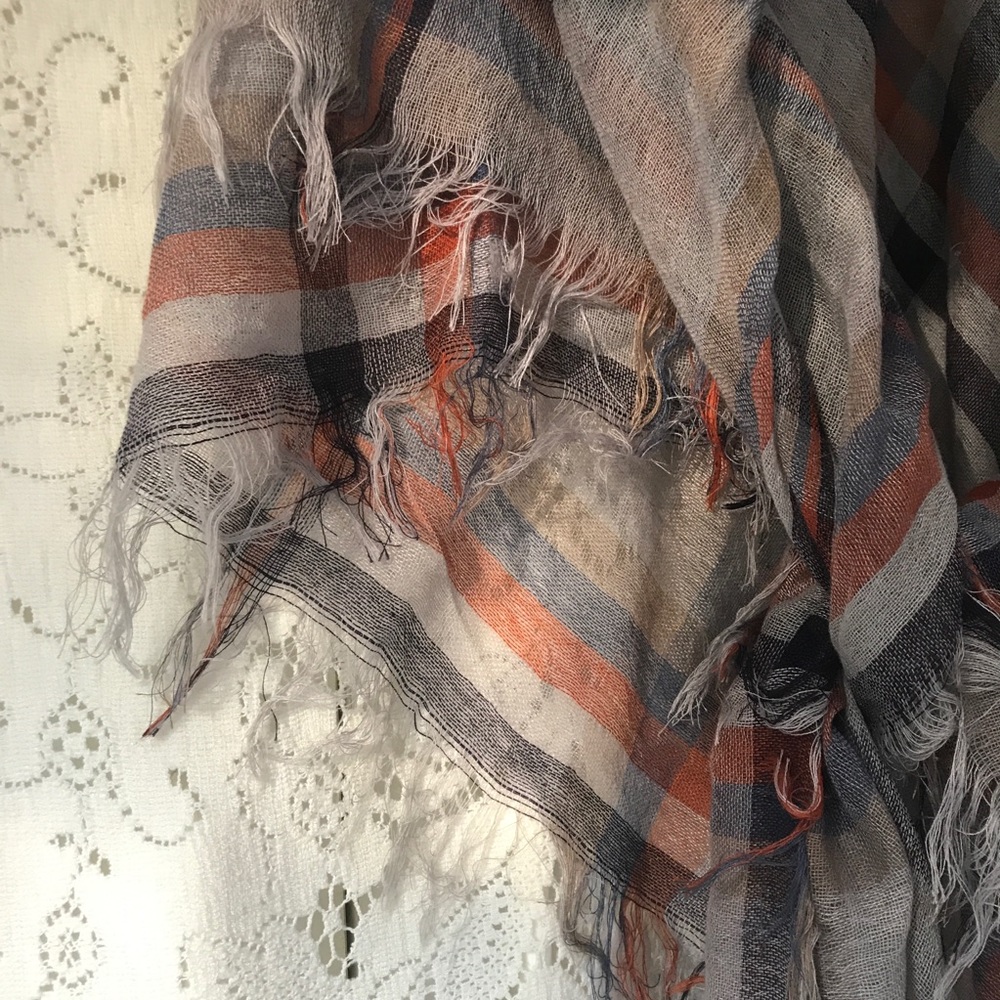 Boho Fringed Shawl Wrap Scarf Gray Rust Navy Plaid - Picture 5 of 12